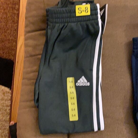 adidas Boy's Fleece Tech Jogger Pant - Picture 4 of 4